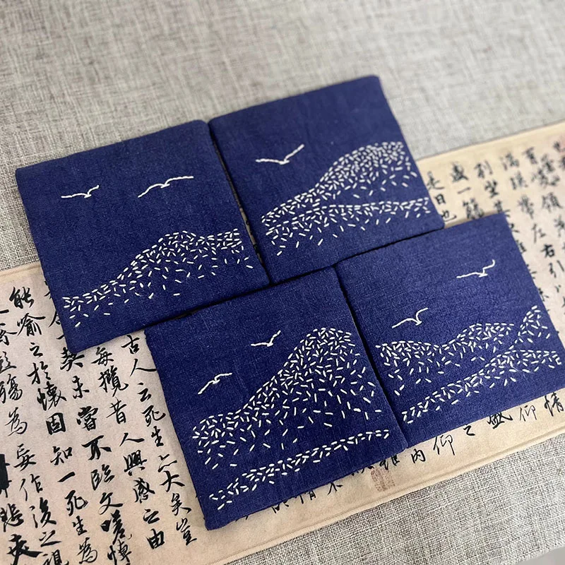 

Complete Sashiko DIY Gift Set - 4 Embroidered Coasters (10x10cm), Embroidery Kit for Adults, Ready to Make & Use