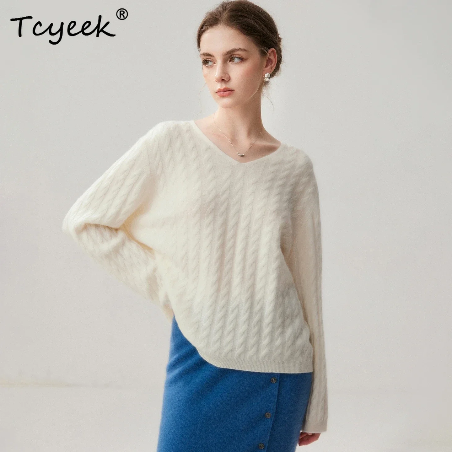 Autumn Winter Sweater Women's Loose Pullover 100% Cashmere Sweater Pullover V-Neck Knitted Clothes Soft Twist Flower Sweet Style