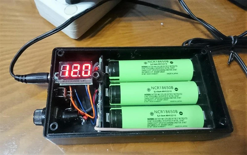 DIY ABS 18650 Battery Case 1X 2X 3X 4X 18650 Battery Holder 18650 Battery Storage Box 1 2 3 4 Slot Batteries Container Hard Pin