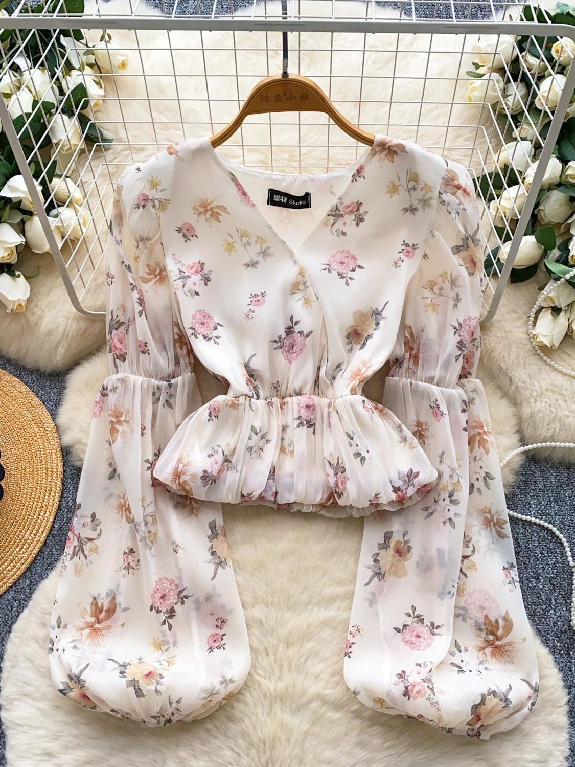 

French Chic Floral Print V-neck Lantern-sleeve Mesh Blouse For Women Autumn Loose Yet Slim-fit Design Versatile Top Korean Y2K