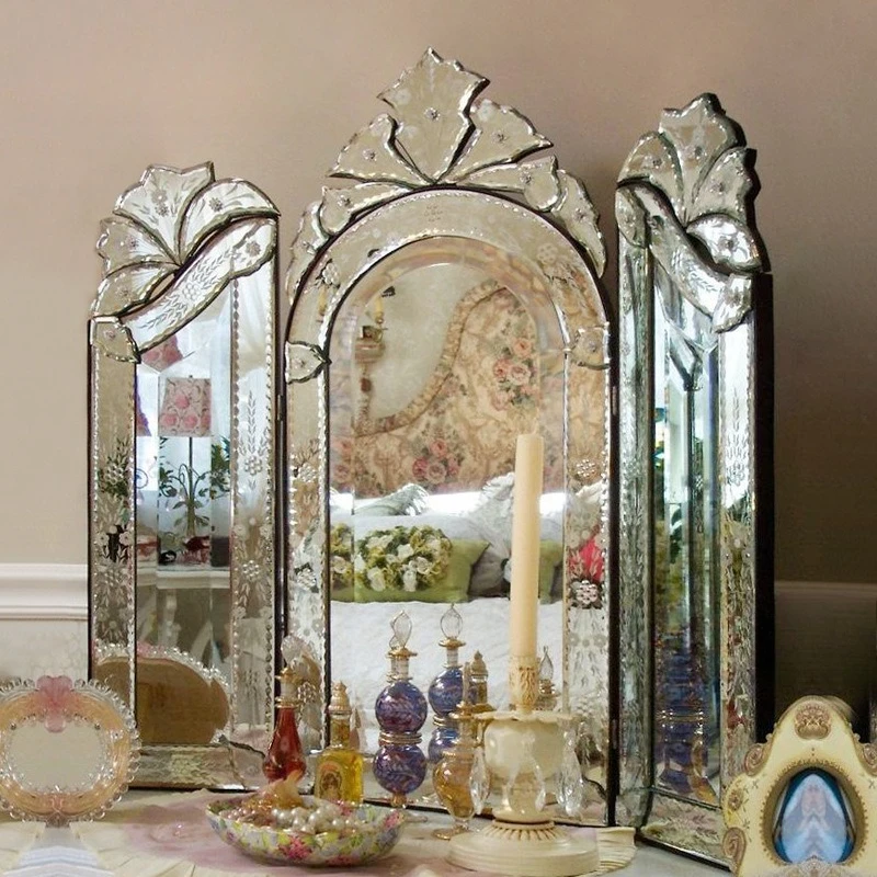 Three Fold Mirror Retro Bath Mirrors Moisture Proof Bathroom Fixtures and Accessories Waterproof Vanity Mirror Household Using