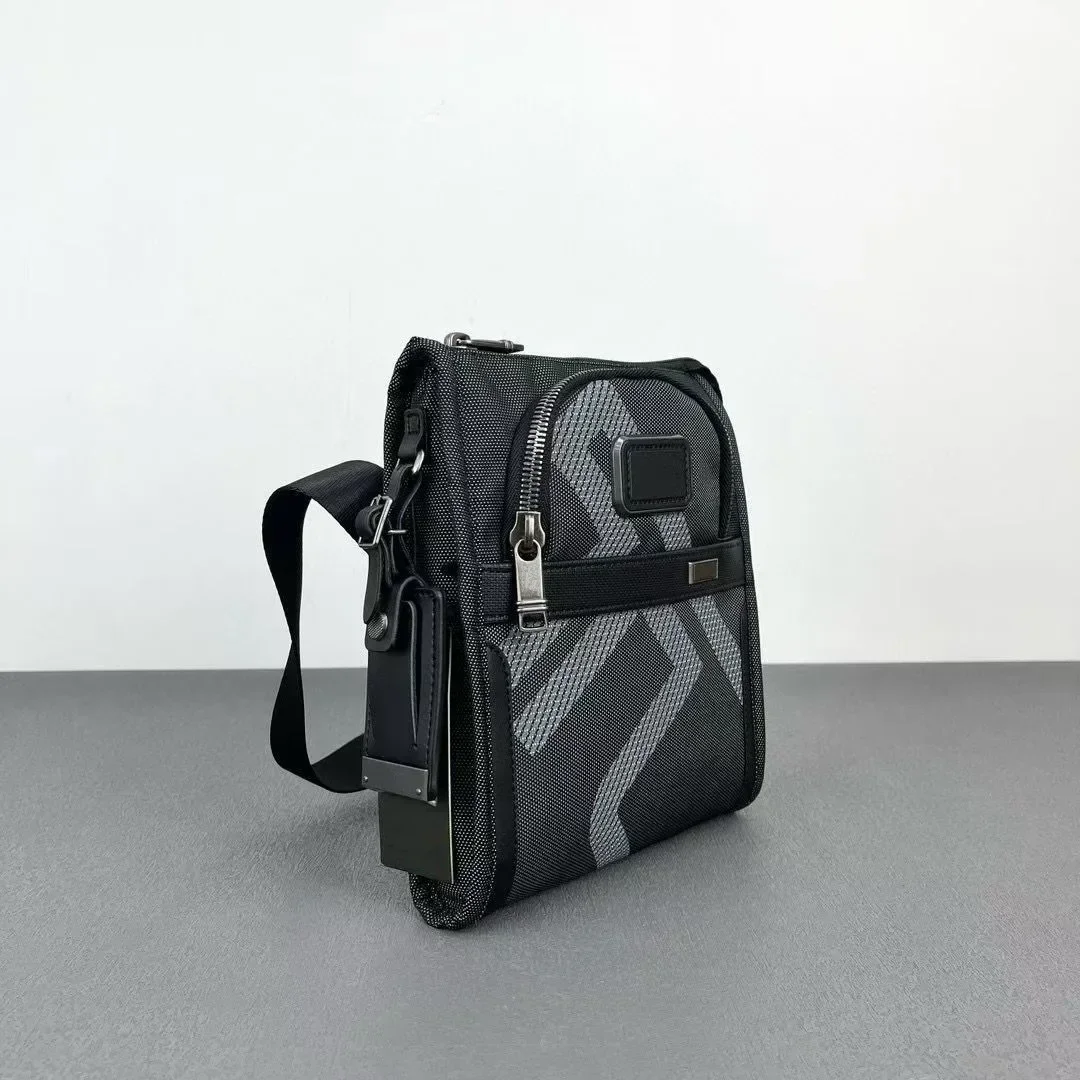 حقيبة كتف رجالية من النايلون متعددة الوظائف، حقيبة يد للركاب، حقيبة جيب صغيرة