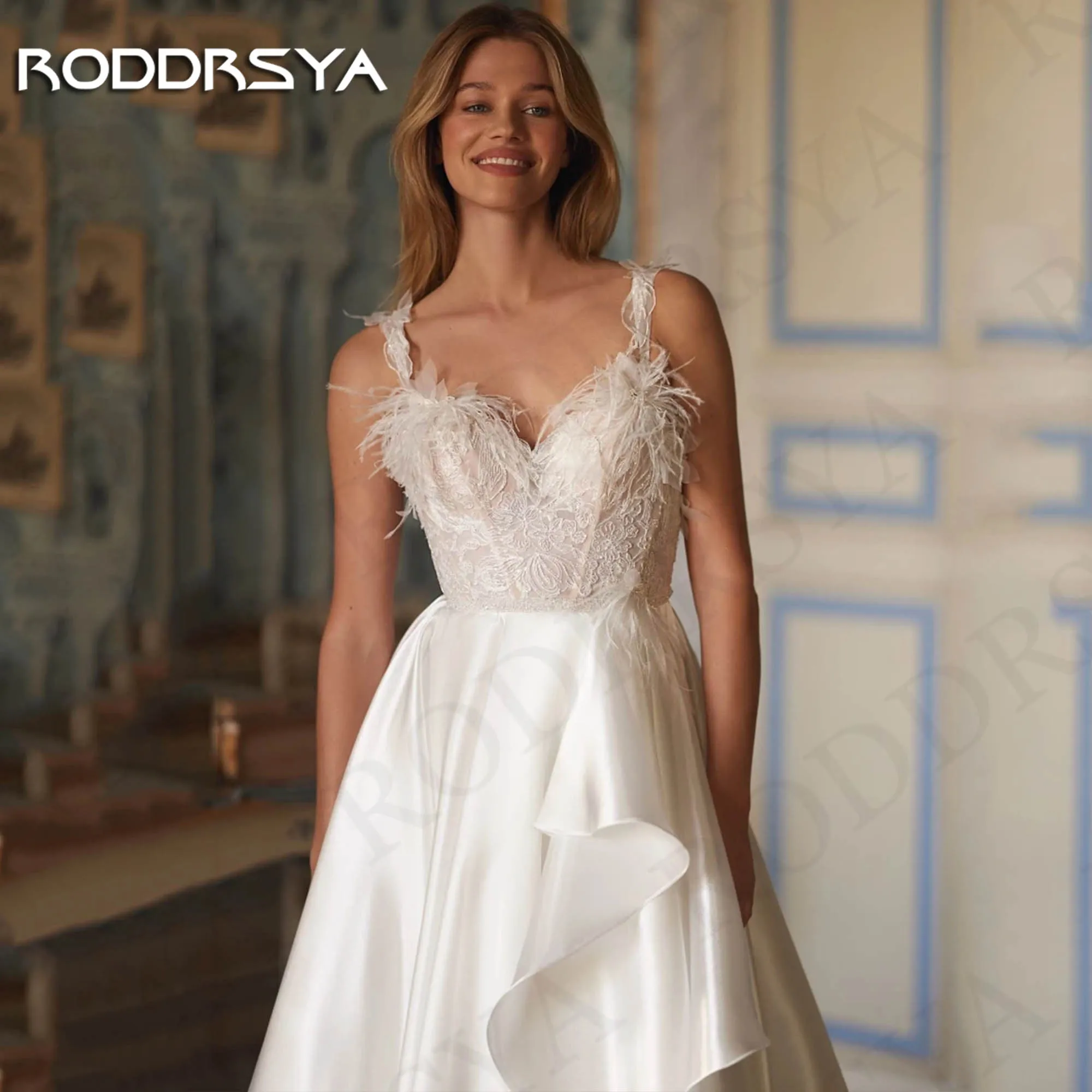 RODDRSYA elegante abito da sposa in raso 2024 sposa senza maniche fiori di pizzo una linea abiti da sposa piume Sweetheart Abito da sposa elegante in raso 2024 Sposa senza maniche  Pizzo Fiori Abiti da Sposa Linea A Pi