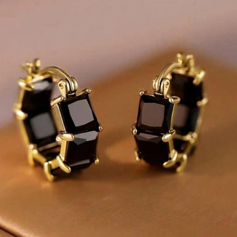 Huitan Princess Square White/Black CZ Hoop Earrings for Women Luxury Accessories Wedding Party Temperament Elegant Lady Jewelry