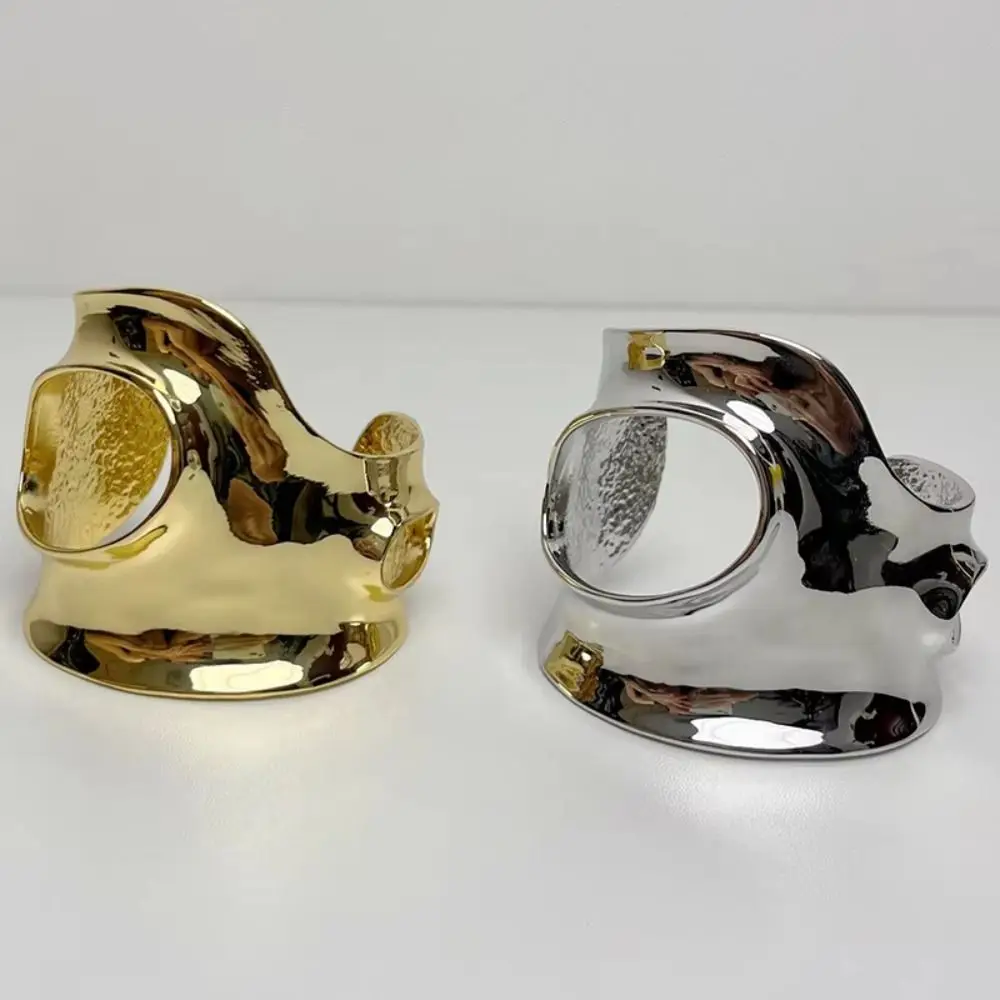 

Fashion Mask Shape Irregular Hollow Out Bracelet Exaggerated Elegant Wide Metal Bracelet Open Bracelet Retro Hand Chain Party