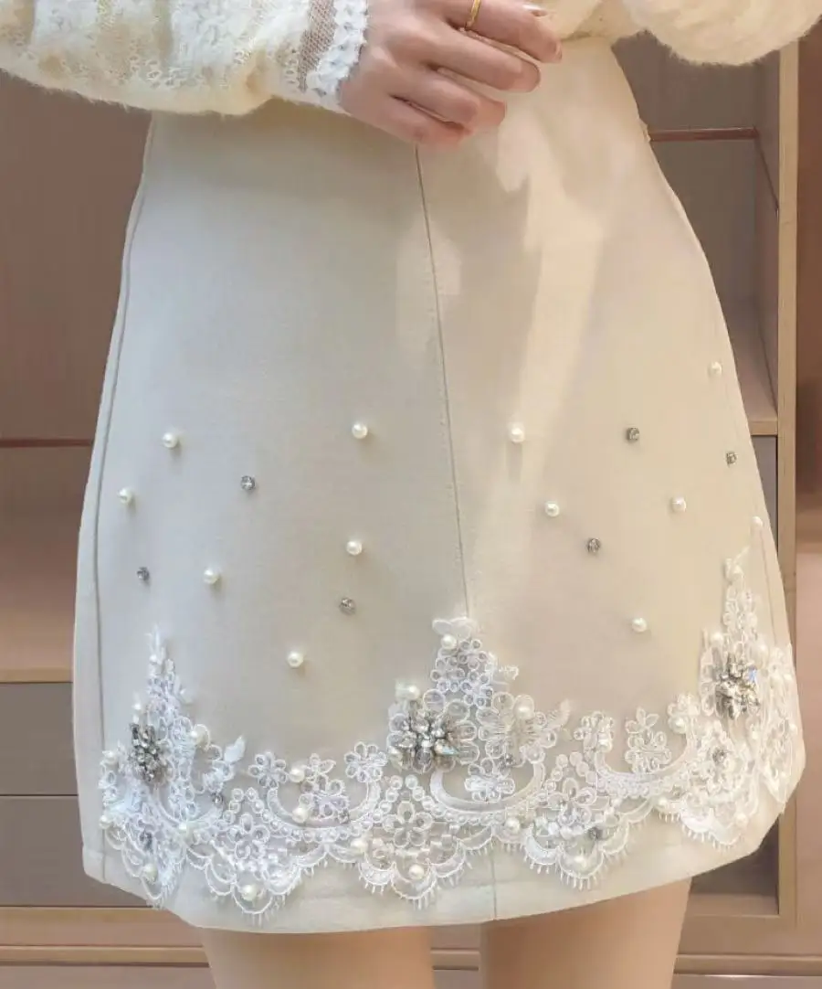 Luxury Style Lace Embroidery Beaded Diamonds Stitch Woolen Skirt for Women Autumn Winter A-line Skirt High Waisted Woolen Skirts