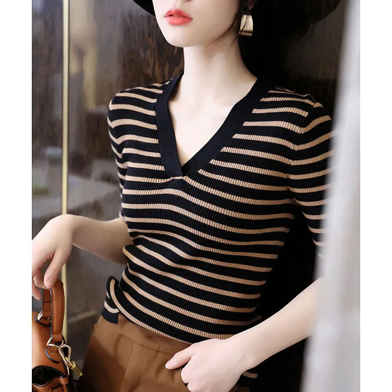 

Slimming ort Sve Knitted Top Women's Fit V-Ne Color Blo Striped T-irt f Sve Commute Sle Summer Thin Cotton