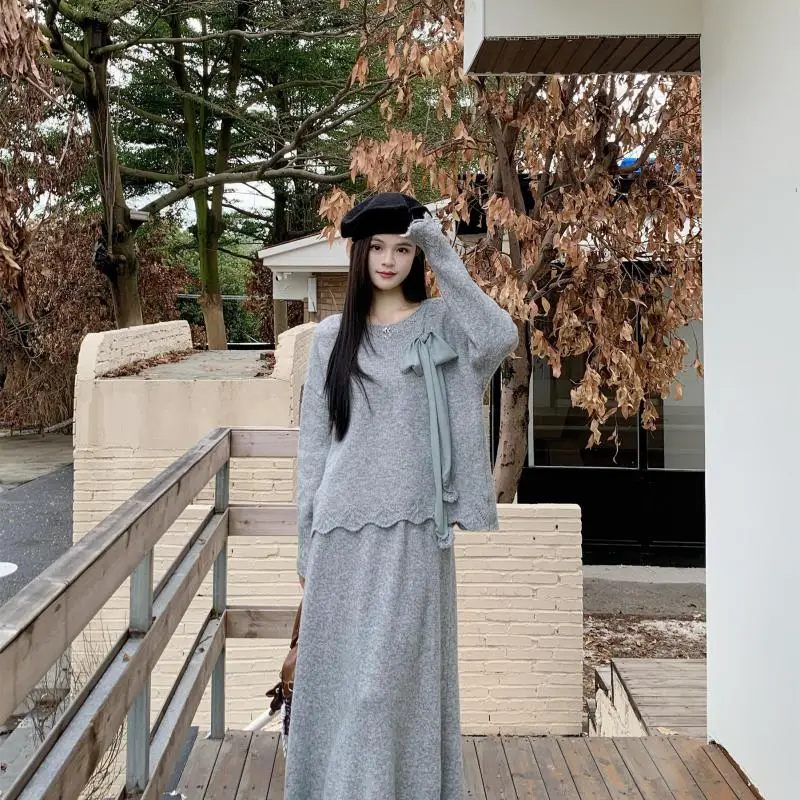 

Women Knit Sweater Mini Skirt Suits Two-piece Winter Round Collar Bow Pullover O-neck Lace-up Tops Short Skirts Set Outfit