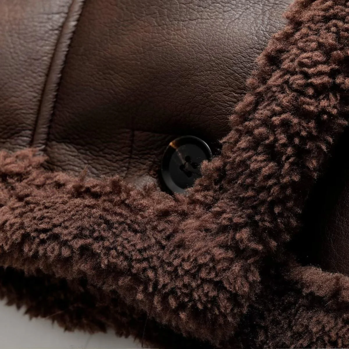 เสื้อโค้ทหนังแท้สีพื้นสำหรับผู้หญิง WMXZ คอลเลคชั่นฤดูใบไม้ร่วง-ฤดูหนาว 2024  คอปกขนสัตว์  ทรงหลวม  อเนกประสงค์  ให้ความอบอุ่น