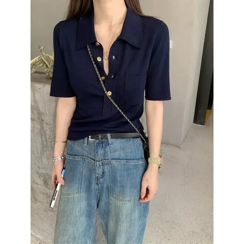 Iyundo 2024 ฤดูร้อนใหม่ผู้หญิงถักเสื้อโปโลคอสั้นแขนทั้งหมดตรงกับหญิงเสื้อยืดเกาหลีแฟชั่นสุภาพสตรีเสื้อผ้า