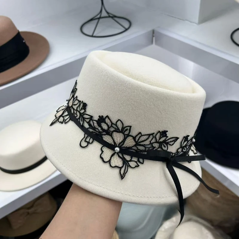

Высококачественная официальная шляпа, французская элегантная шерстяная шляпа с острым верхом и кружевом с бантом, рыбацкая шляпа с полями в стиле Хепберн, банкетная шляпа в стиле ретро