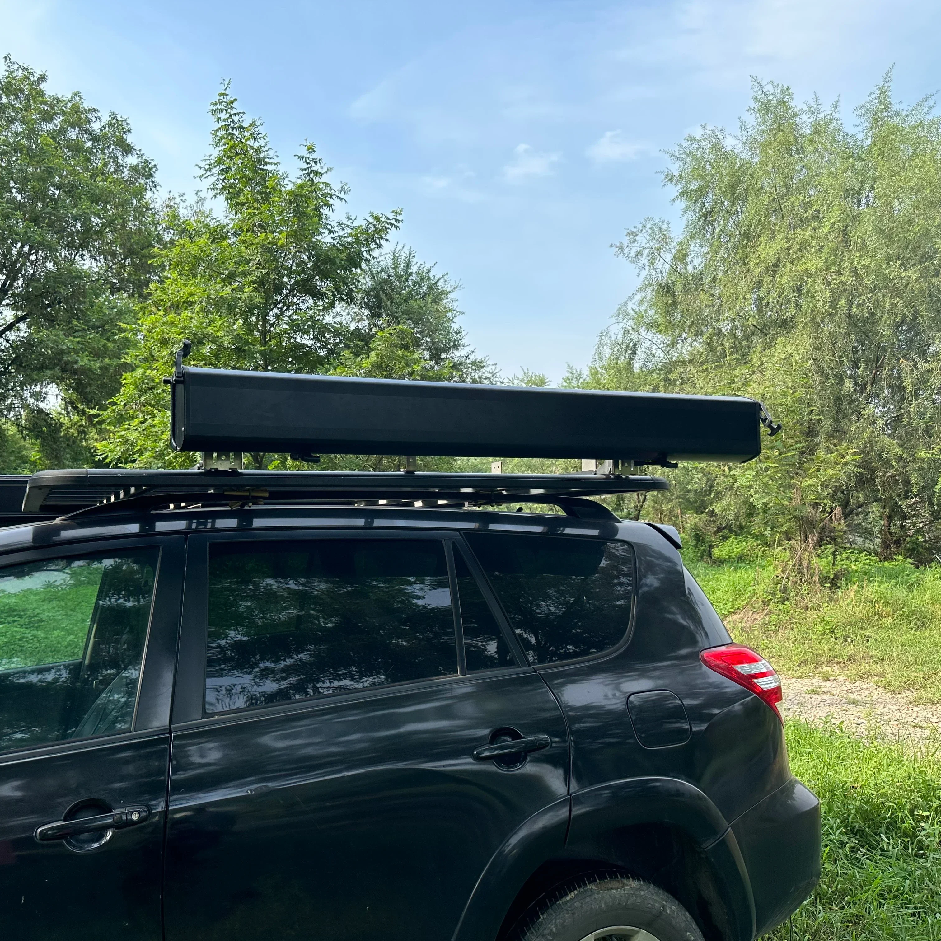 2025Waterproof car aluminum enclosure awning tent foxwing 180 degree parallel large freestanding camping awning