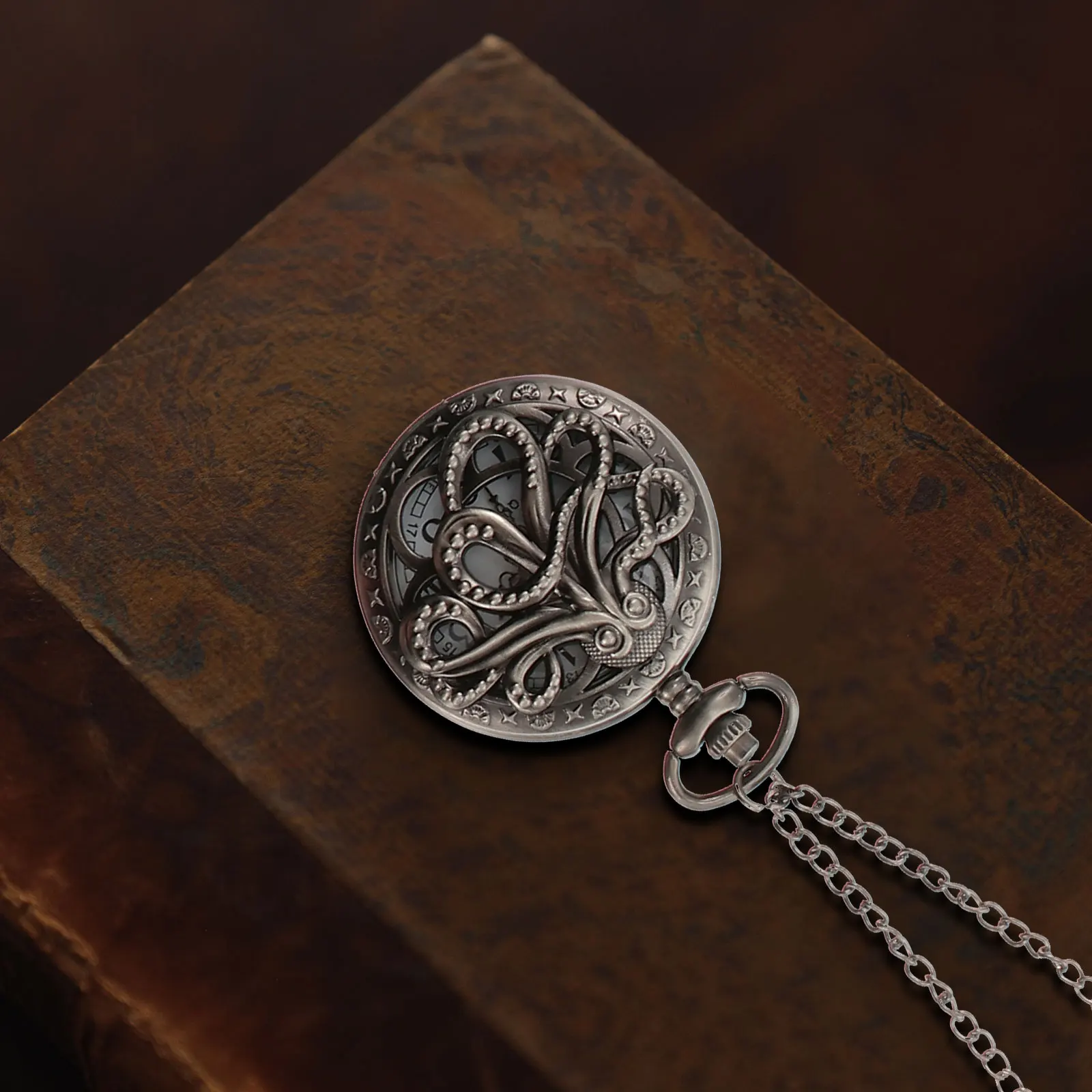 

Vintage Pocket Watch Retro Quartz Dropshipping Hanging Alloy Movement and Women