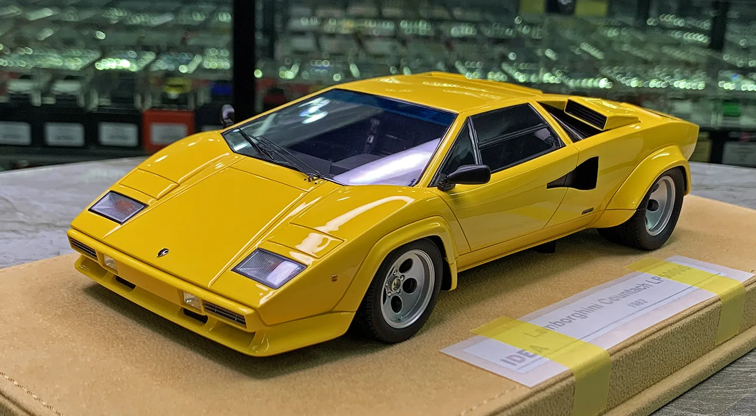 Make Up 1:18 Countach LP5000S 1982 Simulation Limited Edition Resin Metal Static Car Model Toy Gift