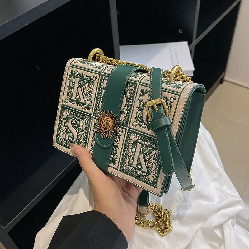 2024 Niche Design Trendy Retro Embroidered Bag for Women Classic Versatile Fashion Printed Letter Chain Shoulder Crossbody Bag