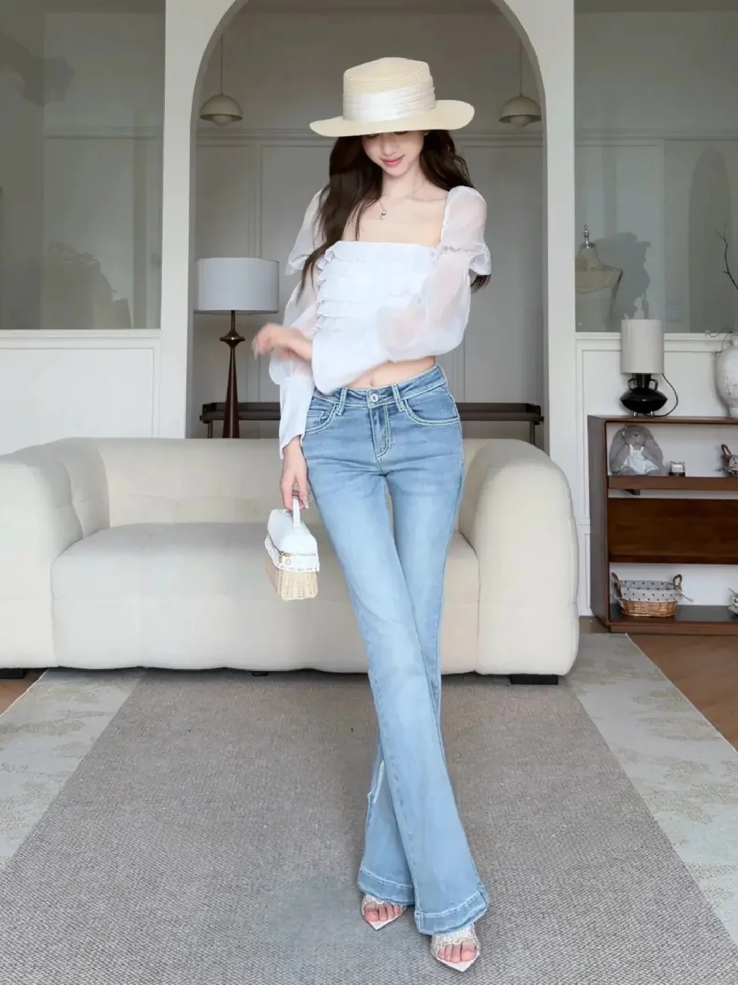 High Waist Slimming Jeans Women's Casual High Waist Bell Bottoms Hip Enhancing Cotton Stretch Denim Spring Season Fashion