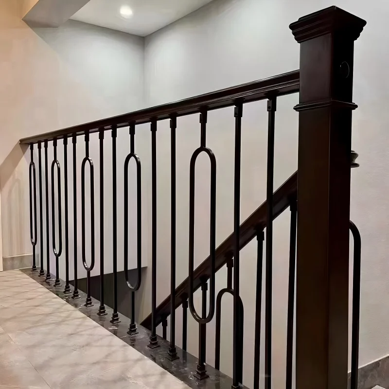 التخصيص درابزين الدرج الحديث درابزين الدرج الحديث درابزين الدرج مربع الصلب الملحقات