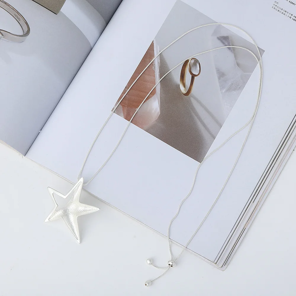 New five-pointed star high-end necklace retro simple female ins style pendant long chain sweater chain