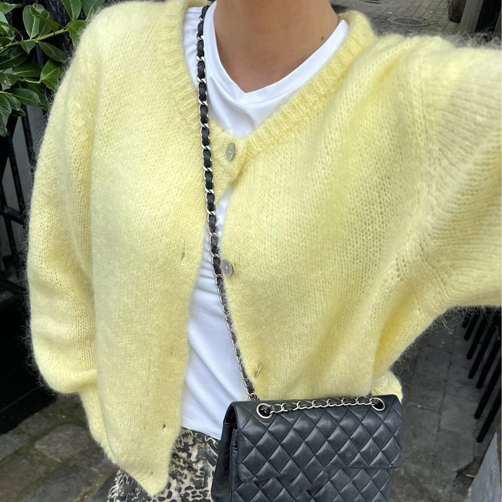 hirigin Women Y2k Button Down Sweater Open Front Long Sleeve Crop Cardigan Vintage Lightweight Going Out Sweater Streetwear