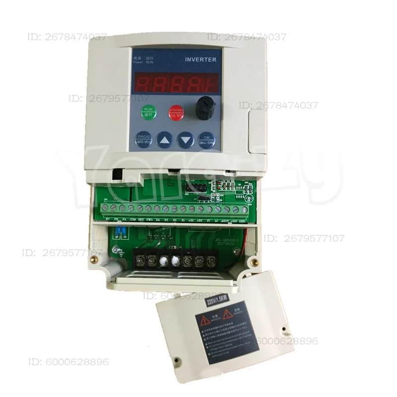 Frequency Converter 0.75Kw1.5Kw2.2Kw Frequency Converter Single-Phase 220V Three-Phase 380V