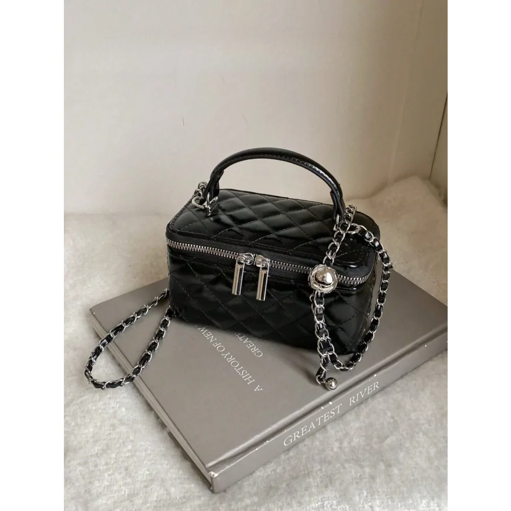

1pc Fashion PU Quilted Diamond Embroidery Box Bag, Versatile Zipper Small Square Bag, Women Handbag With Chain Shoulder Strap