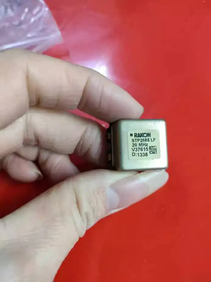

Совершенно новый разобранный STP2885 LF 20 МГц