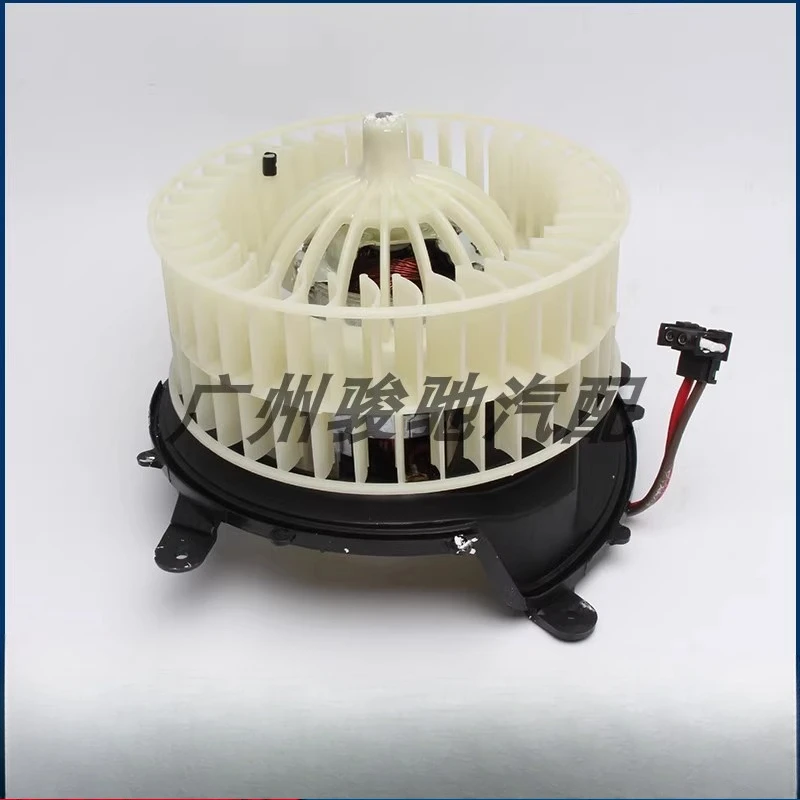 

Suitable for Mercedes-Benz W220 air conditioner S280 blower C300 S300 S320 S350 S500 S600 resistor