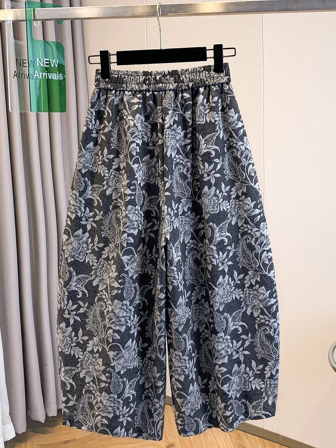 Retro-Hose aus schwerem Baumwollleinen mit elastischer Taille, schmal, gerade, lässig, Neun-Minuten-Hose mit weitem Bein, Blumenstickerei, lockere Passform