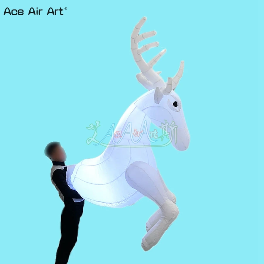 

No Battery Funny 2m/2.5mH White Walking LED Inflatable Elk Costume Animal Replica For Parade Event Performances