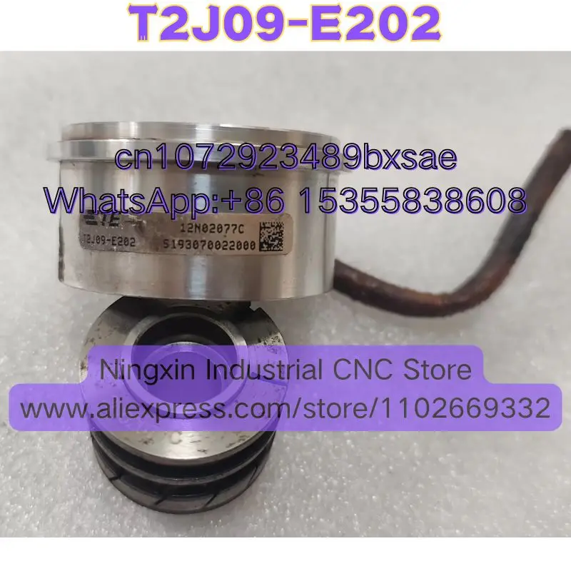 T2J09-E202 Used Encoder Function Intact Shipped Quickly