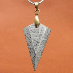Muonionalusta Iron Meteorite Necklace Meteorite Specimen Collection Natural Iron Meteorite Material Pendant