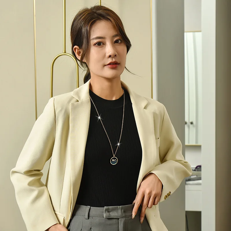 새로운 로맨틱 오션 고래 목걸이, 패셔너블하고 다재다능한 여성 가을 ​​겨울 스웨터 목걸이