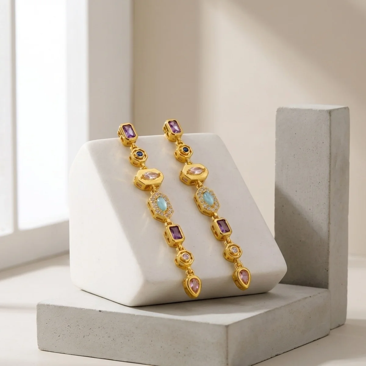 Bunte geometrische lange Quasten-Ohrringe mit Zirkonia für Damen und Herren, glänzende, elegante geometrische Ohrringe, Hochzeitsschmuck – Detail 17