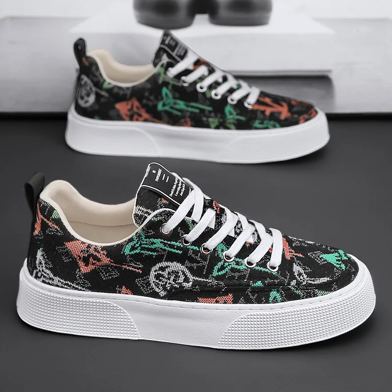 

Men's shoes, spring retro printed breathable canvas shoes, breathable student sports and leisure board shoes