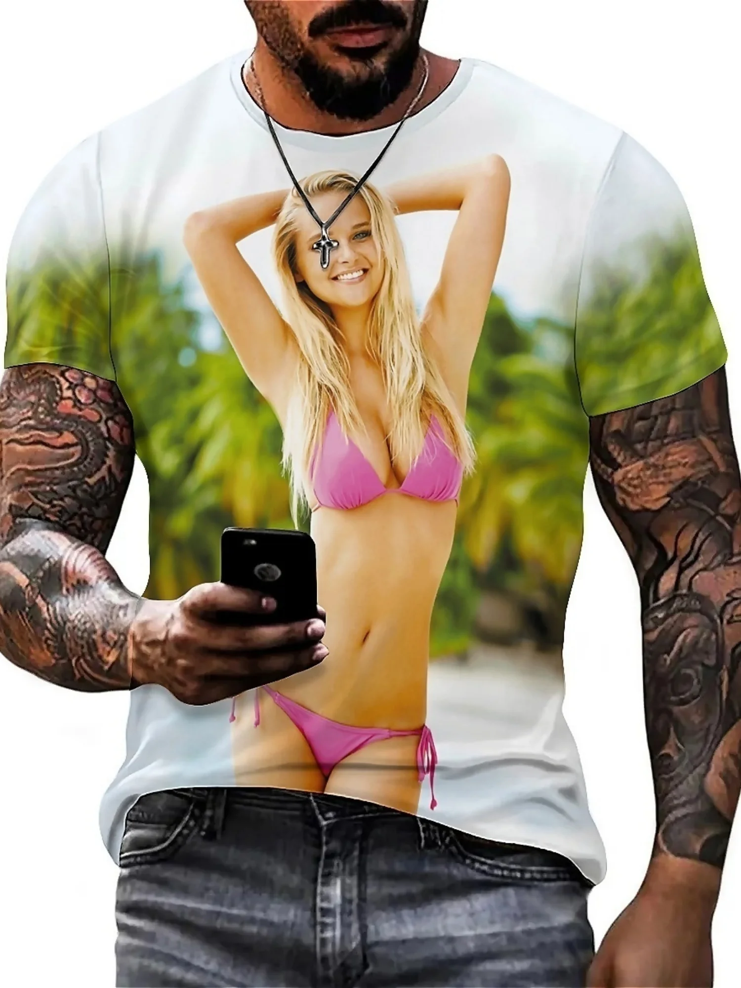Camiseta masculina com estampa de biquíni 3D – poliéster macio, manga curta, gola redonda, design vibratório de cena de praia, casual e moderno