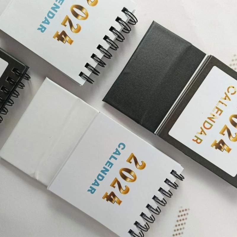 Мини-настольный календарь на 2024 год для офисных работников и студентов с номерами недель