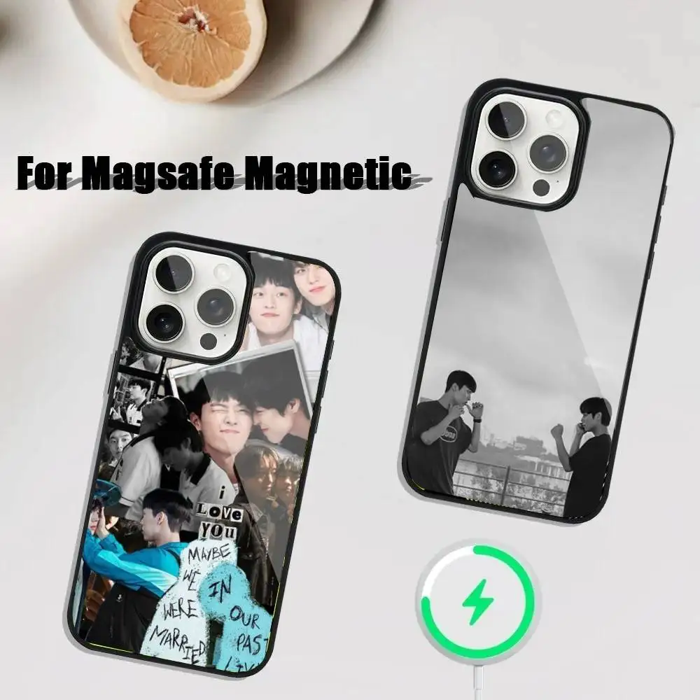 

Weak Hero Korea Series Phone Case For iPhone 17,16,15,14,13,12,11,Pro,Max,Plus,Mini,SE4,E Magnetic Magsafe Wireless Charging