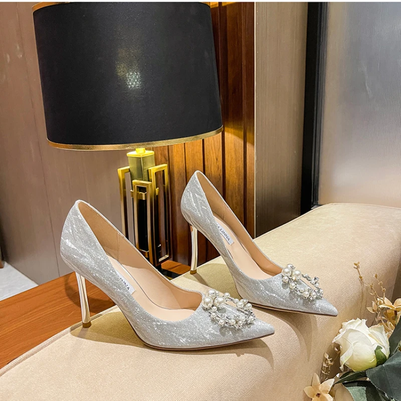 New Fashion Women\'s Summer Popular Pearl Decorated Stiletto Women\'s Shoes Sexy Elegant Banquet Party High Heels