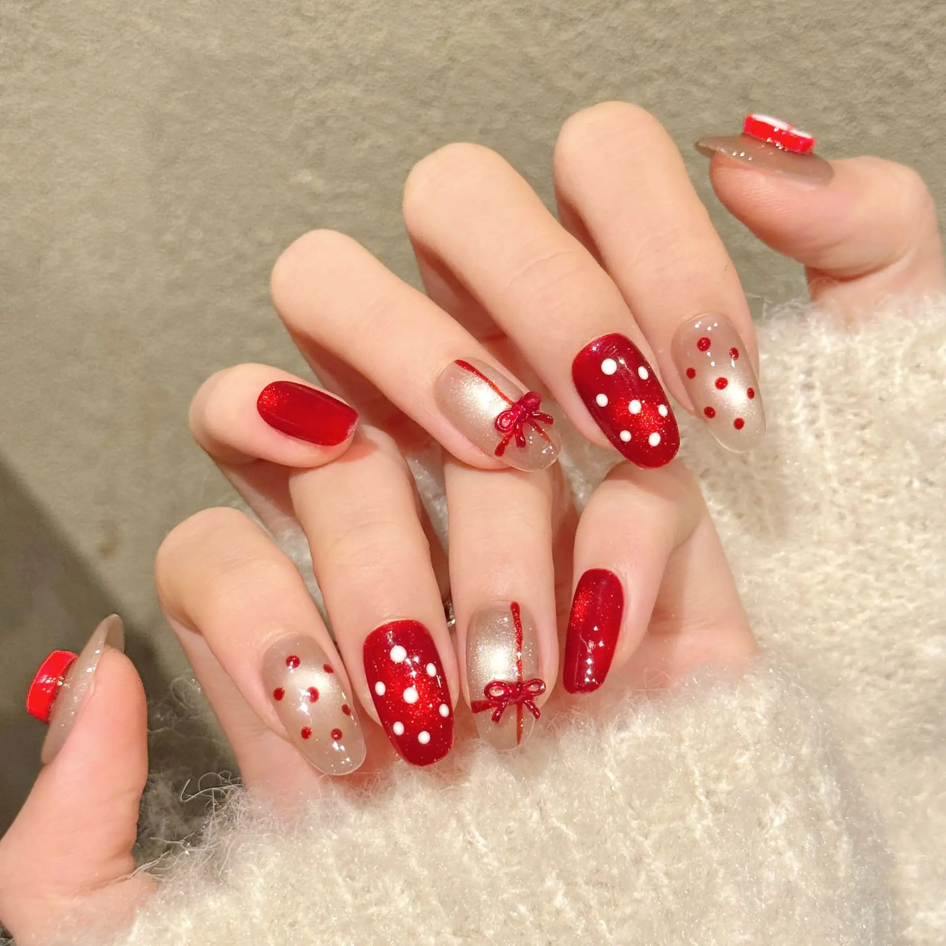10PCS Oval Handmade Press On Nails,Transparent Apple Pattern Dots,Suitable For Festivals Parties And Daily Wear.
