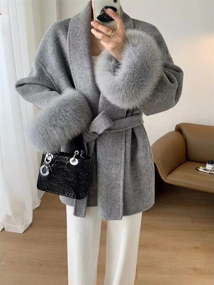 French Style Elegant Loose Wool Coat Women Autumn Winter Solid Fur Patchwork Fashion Blends Hepburn Vintage Cape Wool Jackets