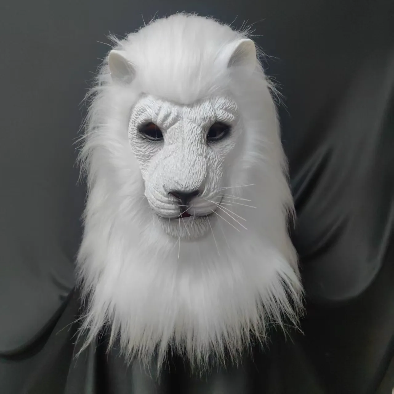 Masque Lion Blanc en Latex Deluxe – photo 1