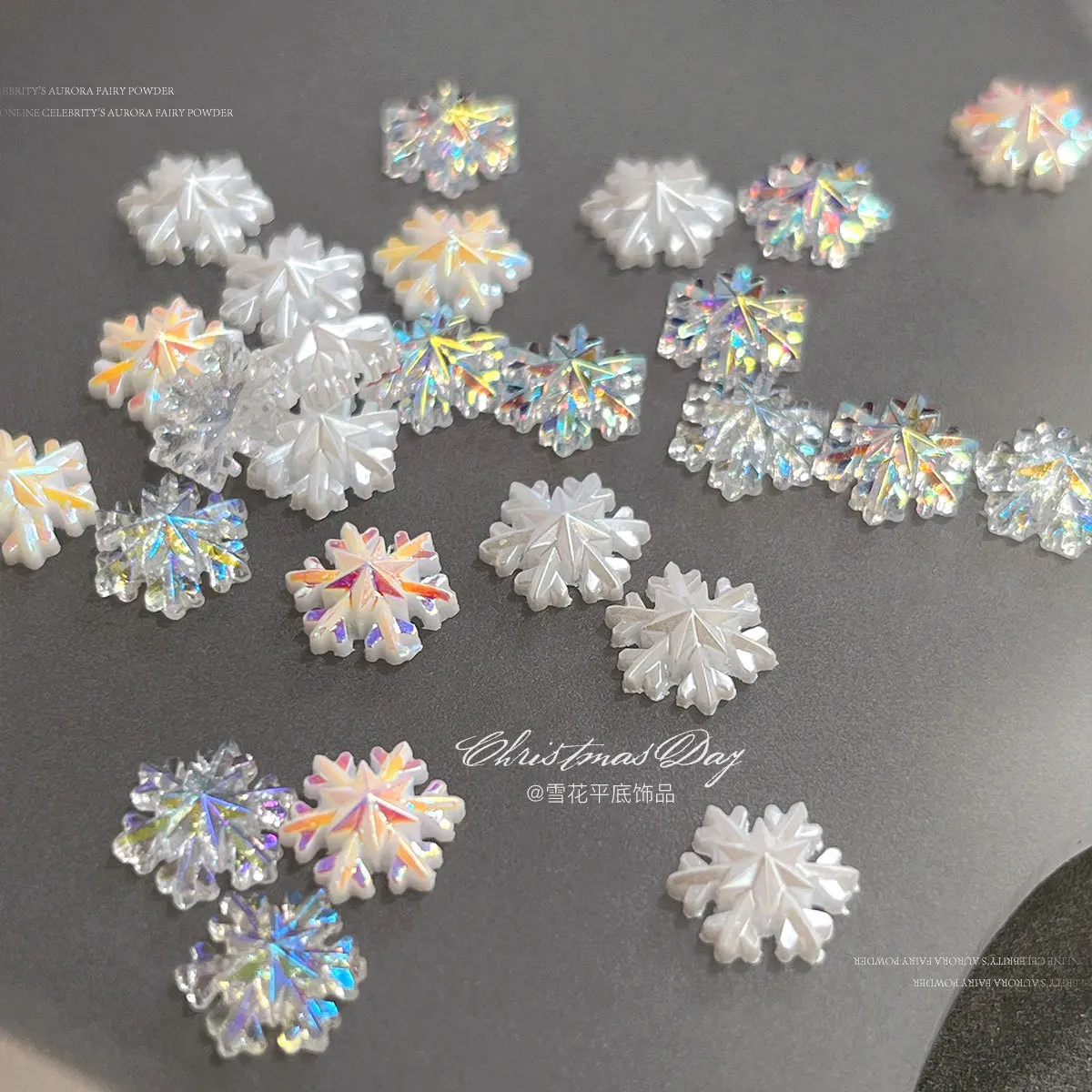 50PCS Mini Colored Resin Snowflakes Nail Art Decorations Minimalist Translucent Shiny Double-layer Snowflake Nail Charms DIY