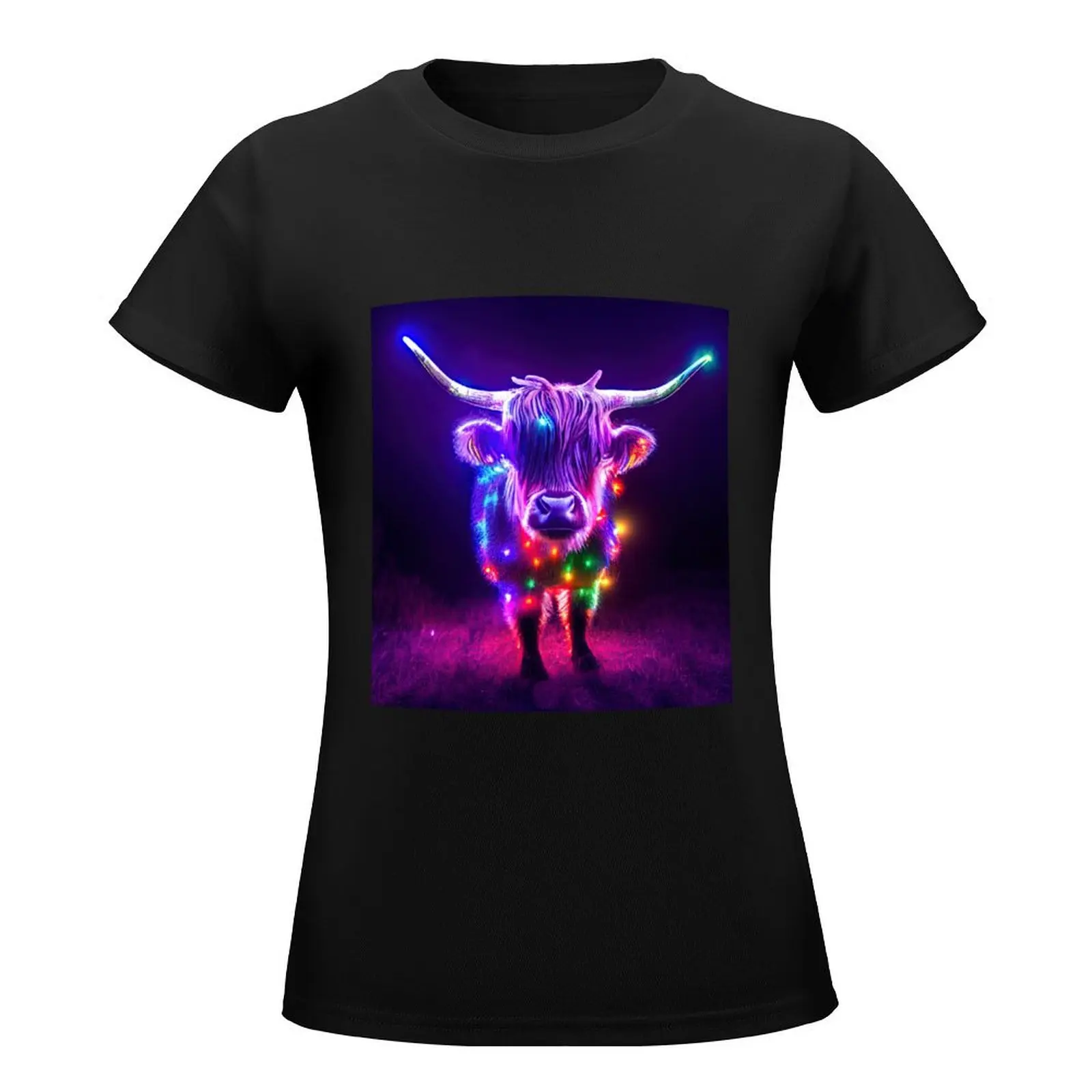 Scottish highland cow in a garb of lights T-Shirt plus size tops cute clothes summer tops graphics fashion woman blouse 2024