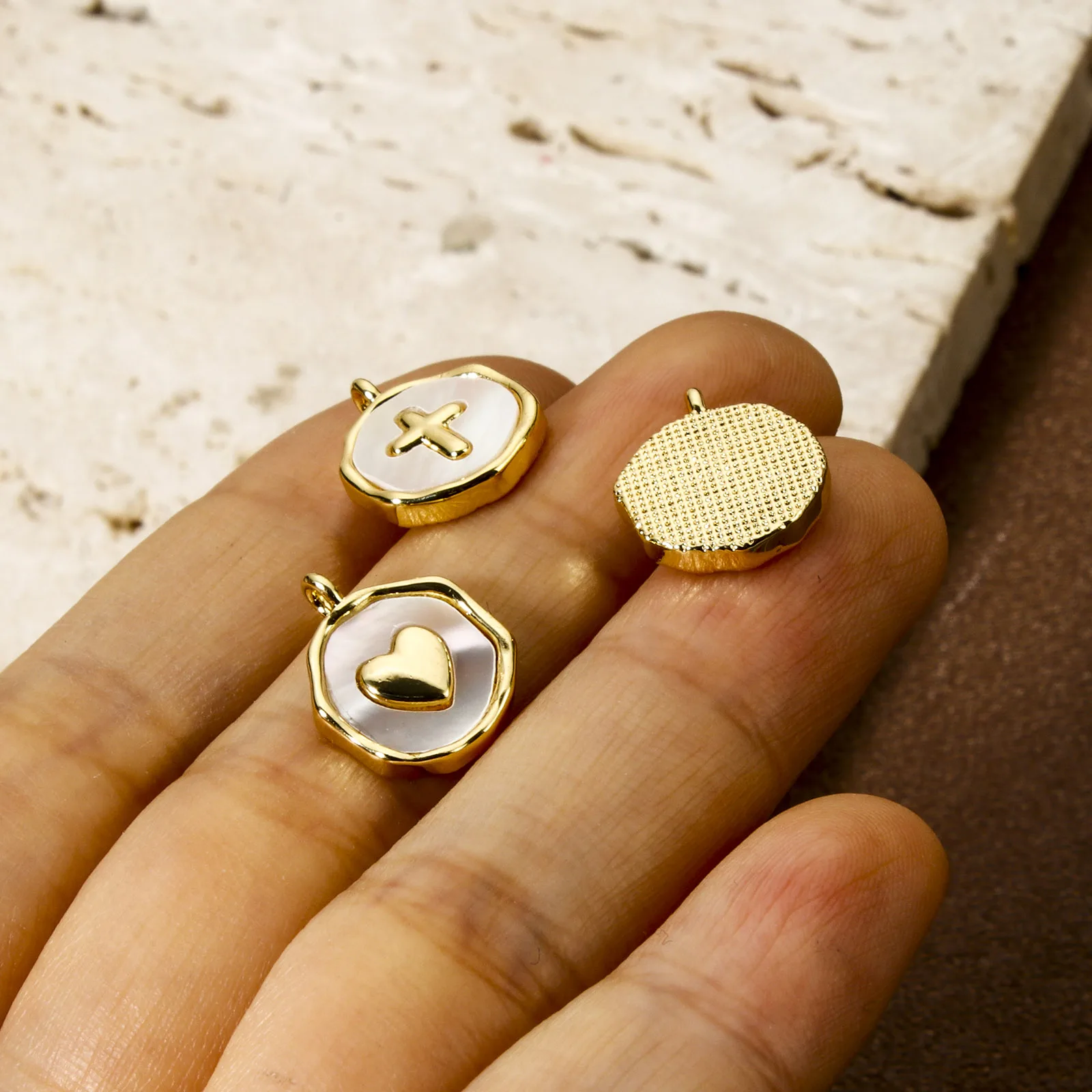 1 Piece Natural Shell & Brass Charms 18K Gold Plated White Round Disc Cross Heart Moon Pendants For DIY Necklace 15mm x 12mm