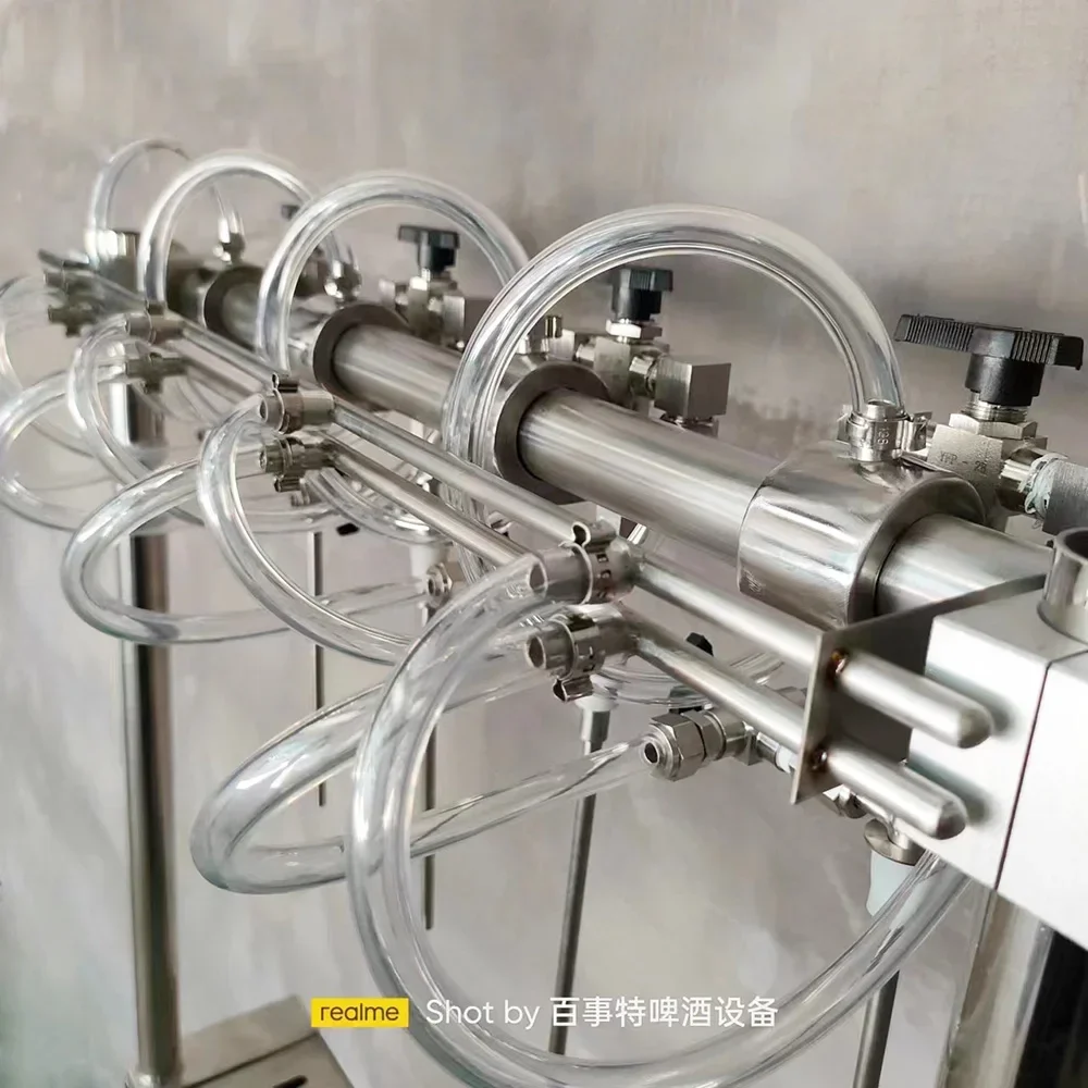 4 Heads Counter Pressure Bottle Filler/Simple Manual Filling Machine