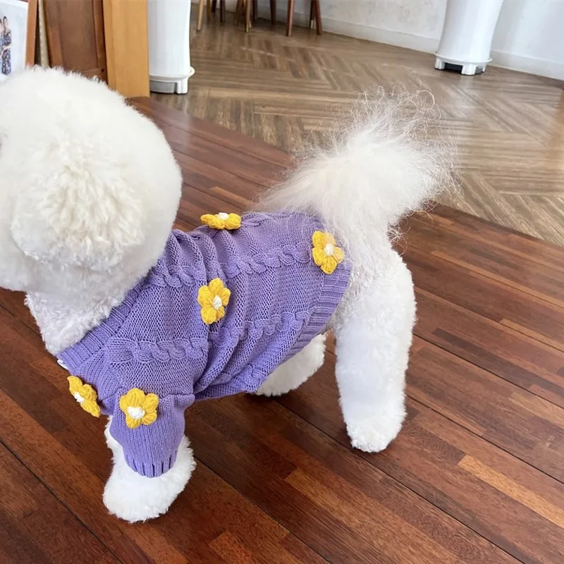 Suéter de flores para perros, abrigo de pata de gallo para mascotas, chaqueta de celosía térmica engrosada, ropa de diseñador para perros, diseño de