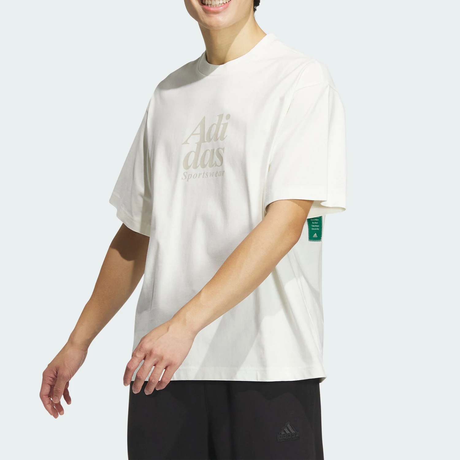 

Adidas Official Authentic ST FL GFX TEE Мужская трикотажная футболка с короткими рукавами IT3927