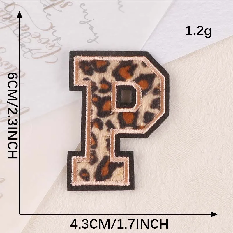 A~Z Englische Alphabet-Buchstaben-Abzeichen-Aufnäher, Leopardenmuster, Applikation, Stickerei, Aufkleber zum Aufbügeln für Kleidung, DIY-Namenskleidungsstück