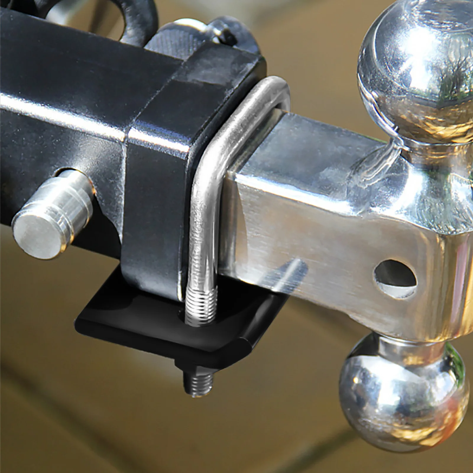 Hitch Tightener Trailer Buckle Sturdy Metal Fastener Anti Rattle Hitch Pin Versatile Design Long Lasting Use Trailer Buckle