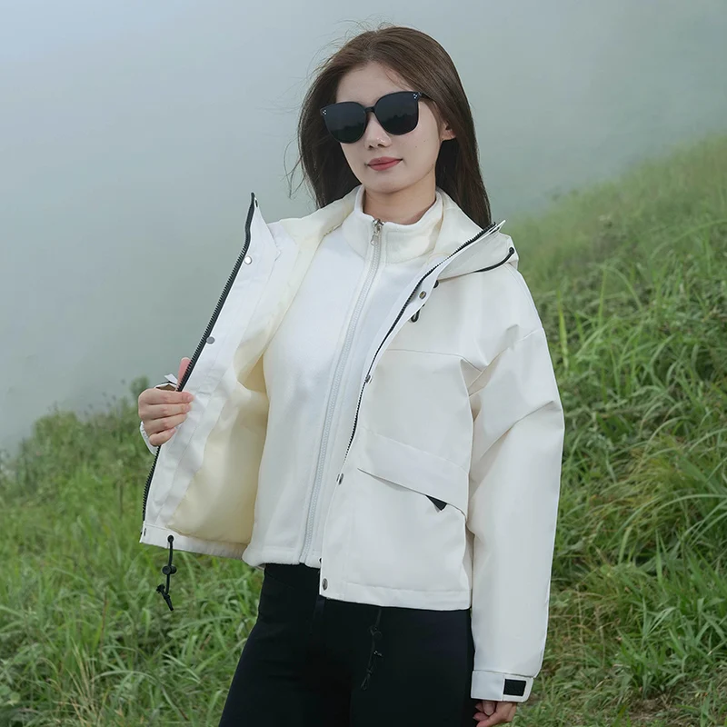 

Women's Velvet Thickeneded Jacket, Waterproof Fabric, Removable Fleece Lining, a Must-Have for Winter